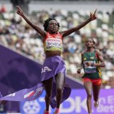 Peres Jepchirchir a cueilli l'or sur le marathon dimanche KEYSTONE/AP/Petr David Josek